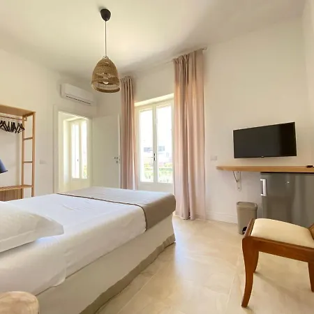 Maison Sciscì Bed & Breakfast